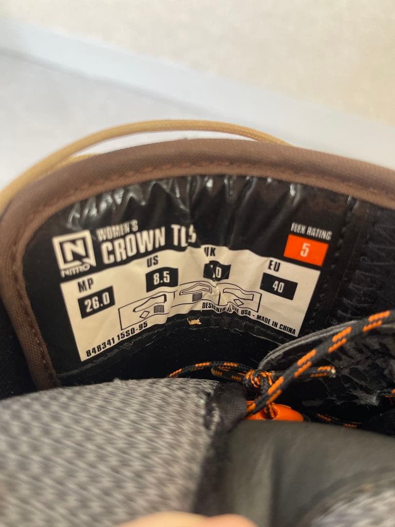 Nitro crown ナイトロ クラウン スノーボードブーツ 女性用 ブラウン