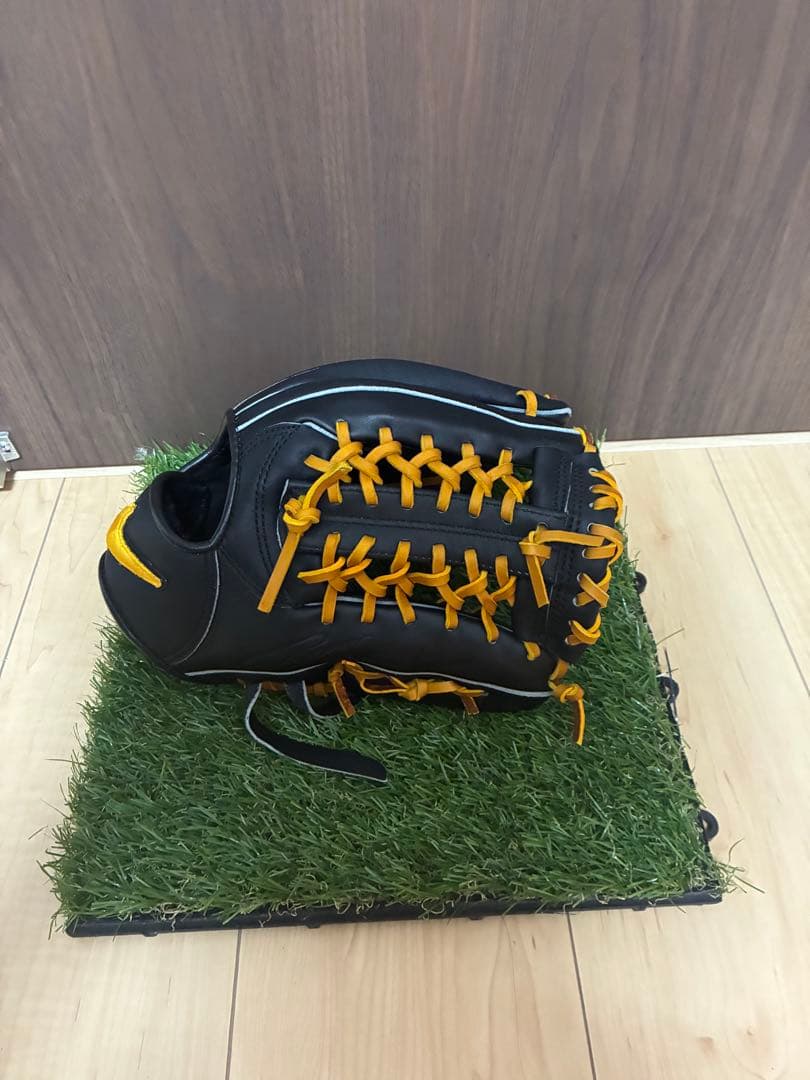 NIKE一般軟式用内野手グラブ　全紐交換＋湯もみ型つけ済み