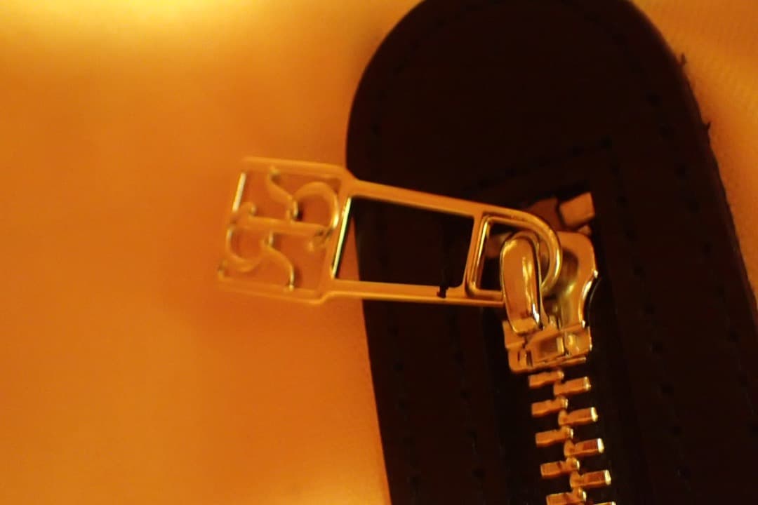 おまけつき！レザレクション カートバッグ ダークブラック 黒系 ロビン