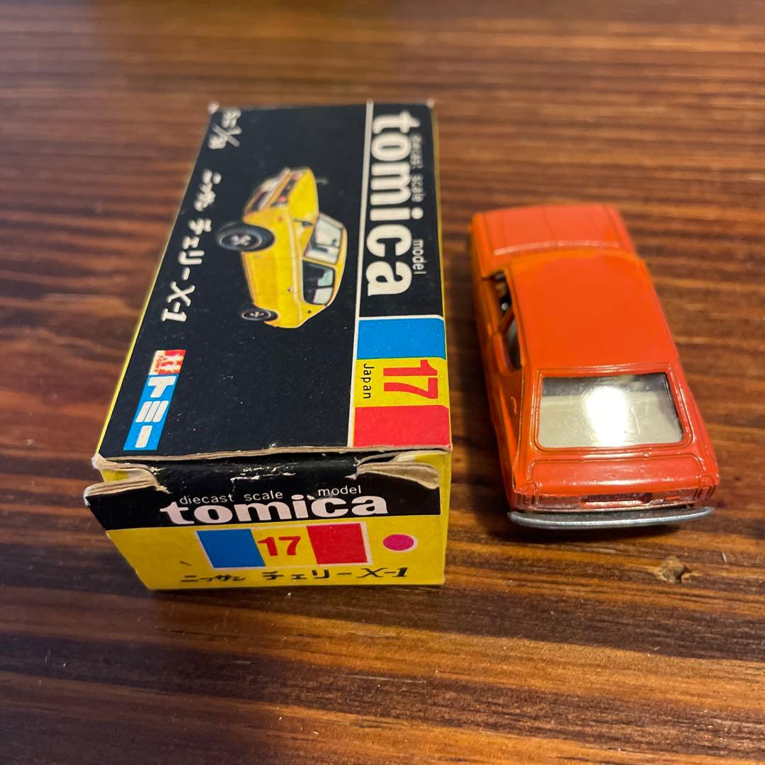 トミカ　ニッサン　チェリーX-1 黒箱17