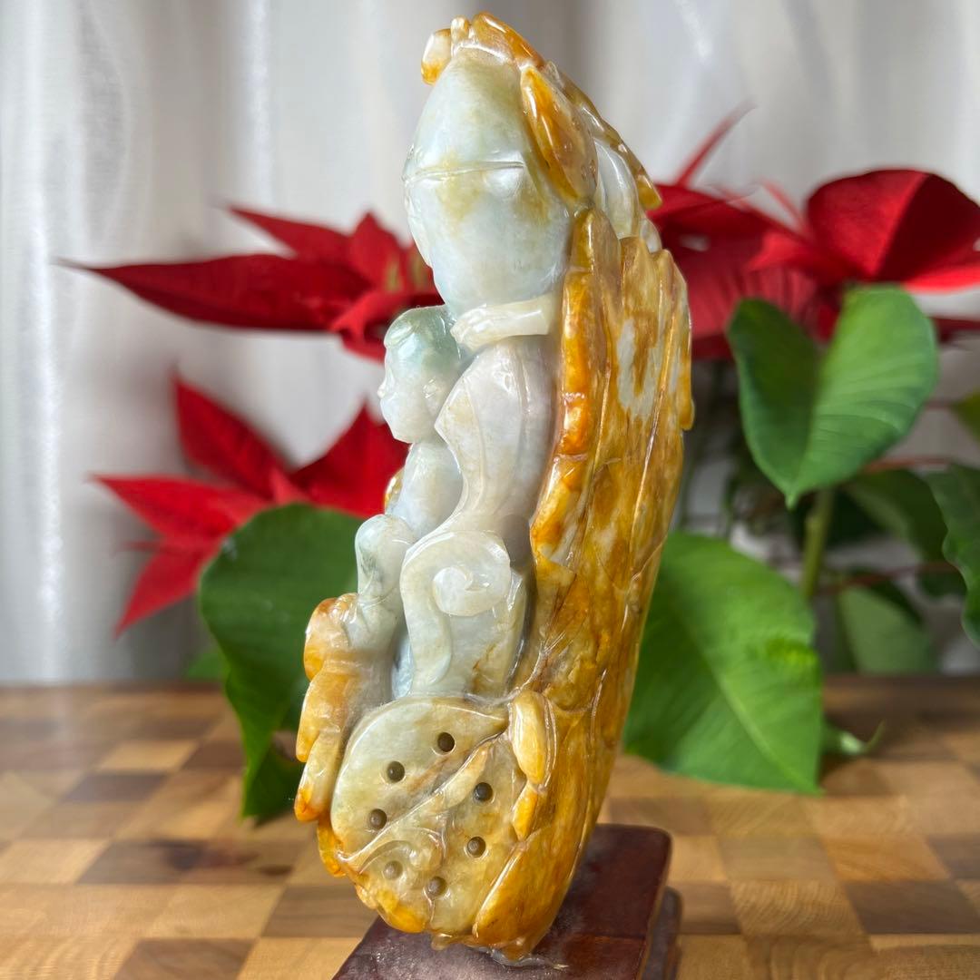 【本翡翠】吉祥唐子置物　高さ18、5cm