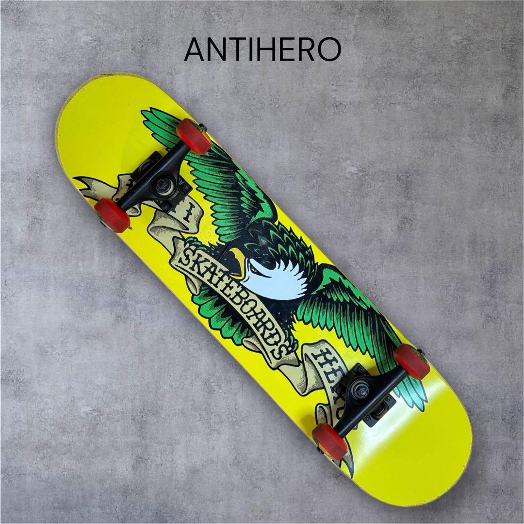 【美品】ANTIHERO スケートボード コンプリート スケボー アンチヒーロー