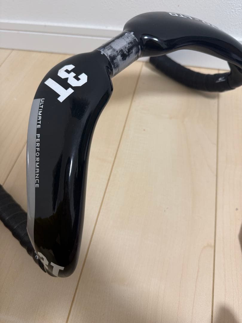 3T SCATTO ハンドルバー　370mm