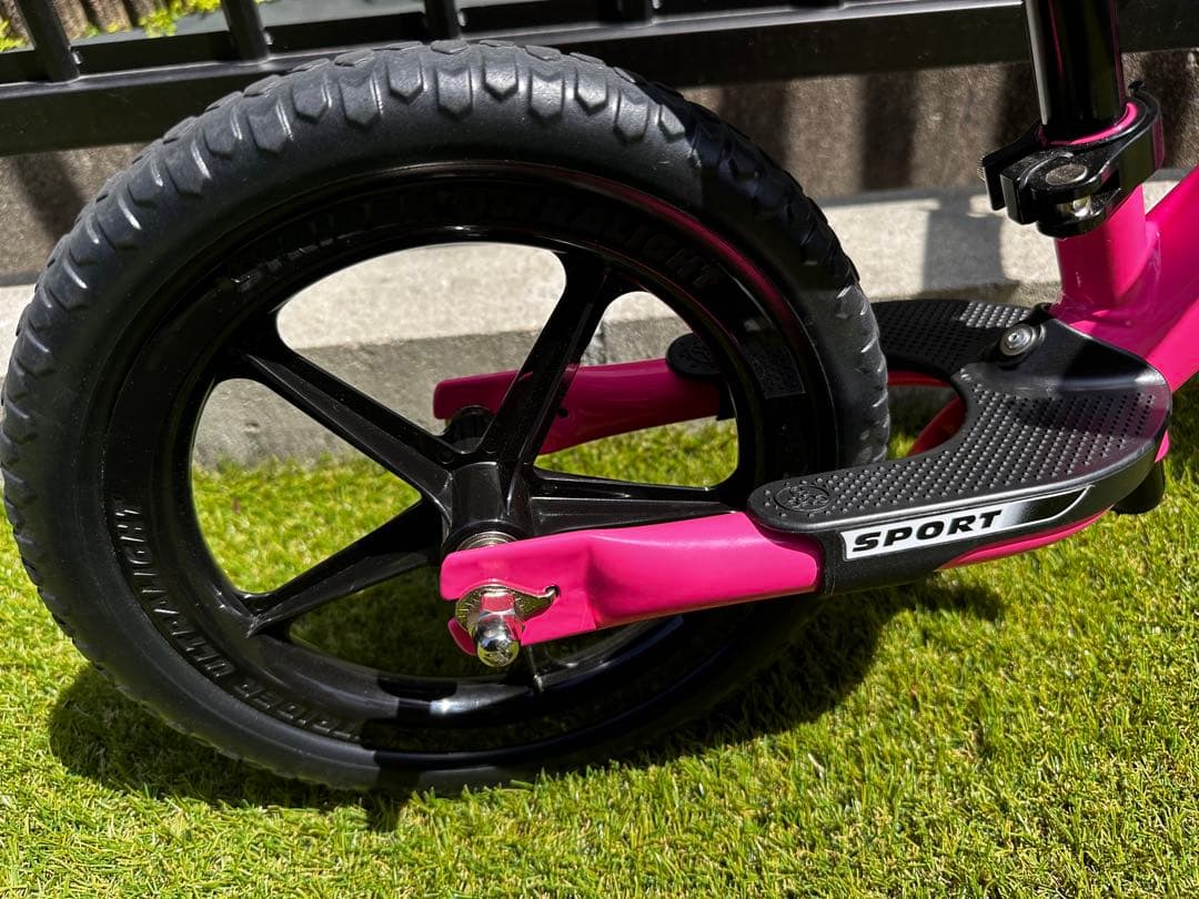 ストライダー　STRIDER ピンク