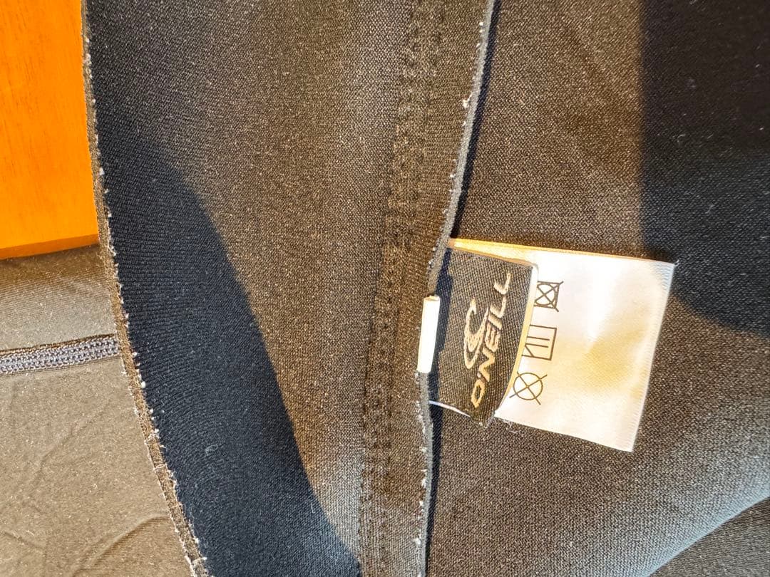 O'NEILL SUPERFREAK タッパー MLサイズ