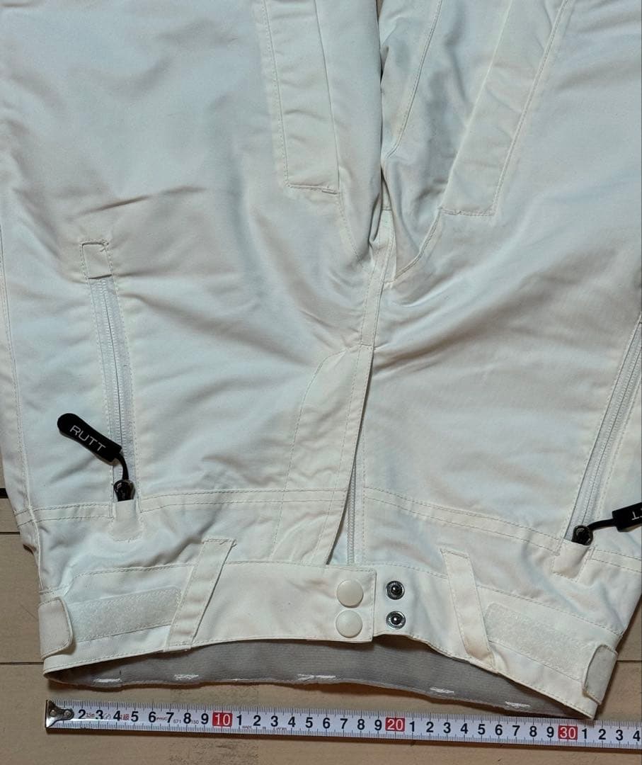 RUTT MOGUL スキーウエアパンツ新品未使用