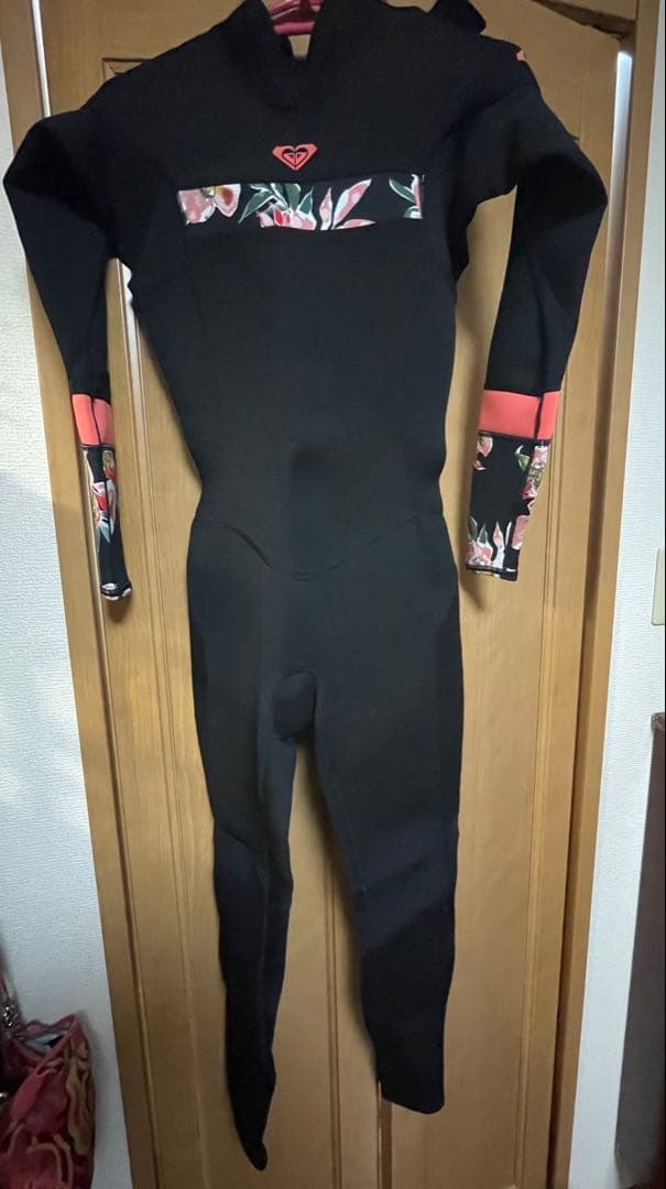 ROXY ロングスリーブウェットスーツ