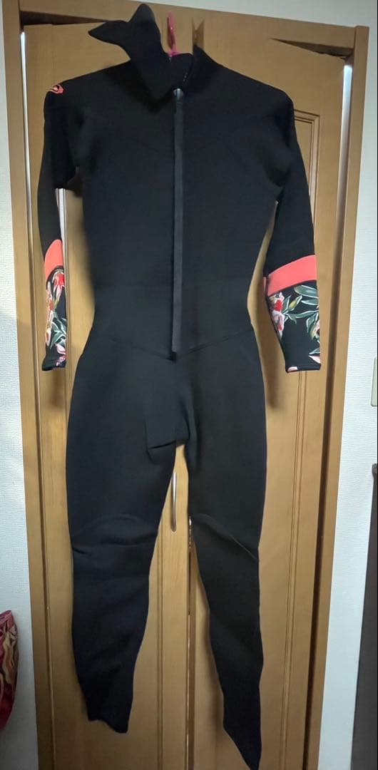 ROXY ロングスリーブウェットスーツ