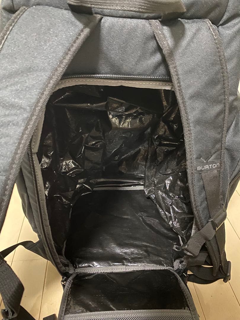 BURTON ブラックバックパック