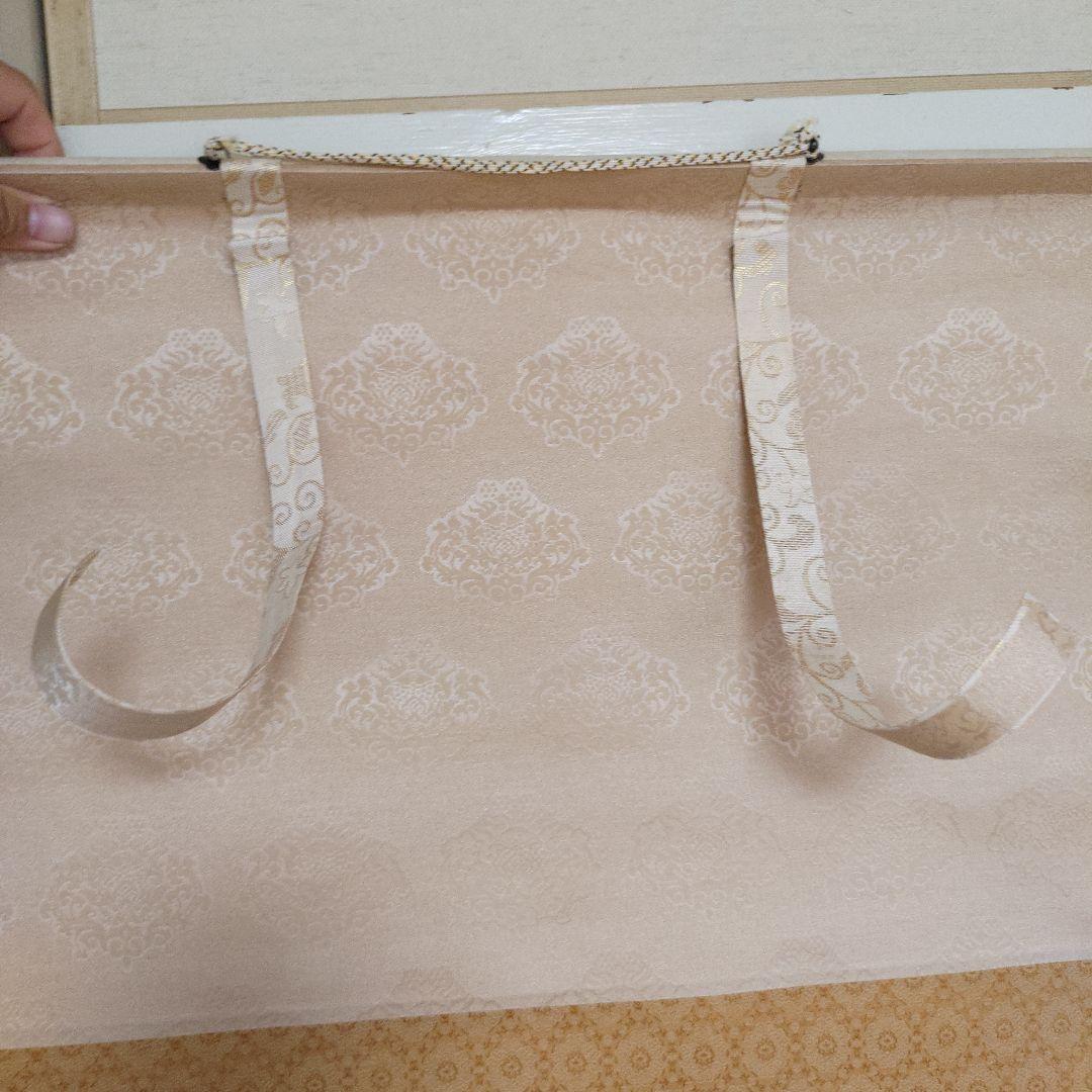 水墨山水 掛軸 秀峰作 在銘 美術品 箱付き コレクション 風景画 先生 日本画