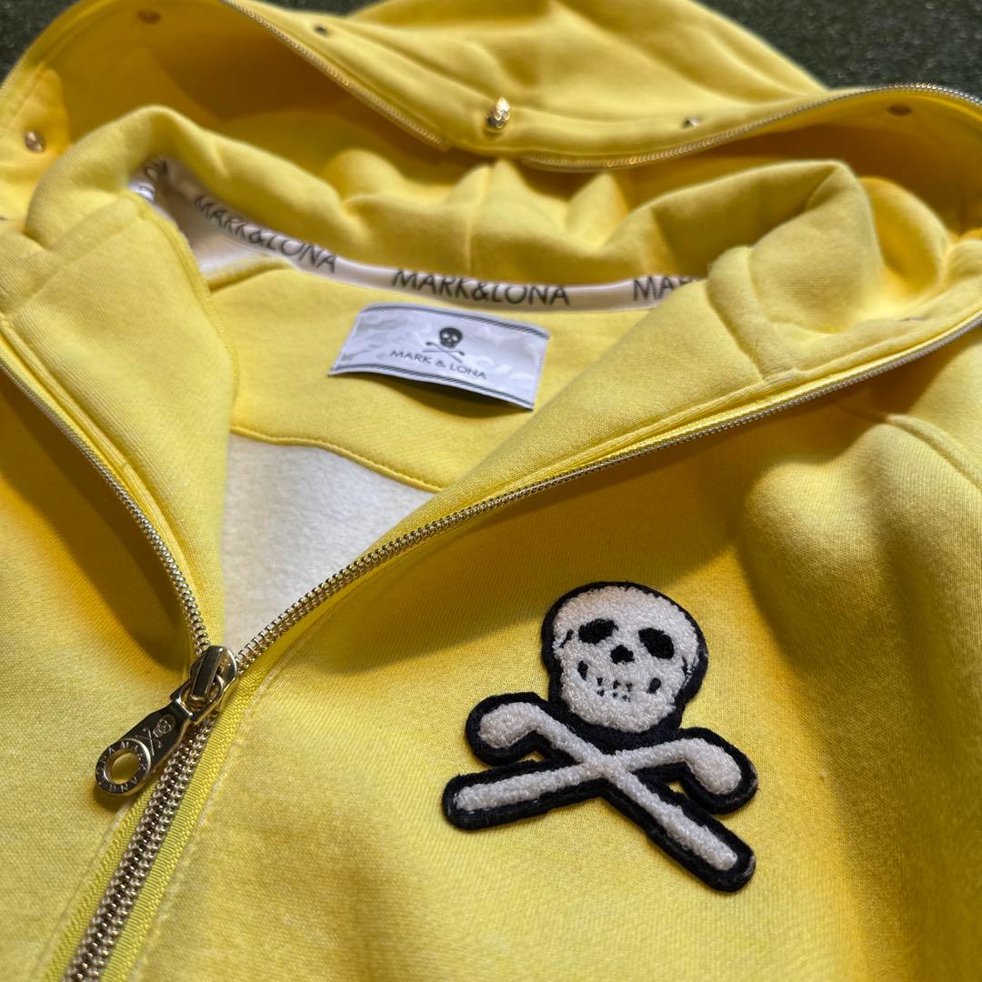 未使用美品★MARK&LONA★裏起毛イエロースカルフーディM