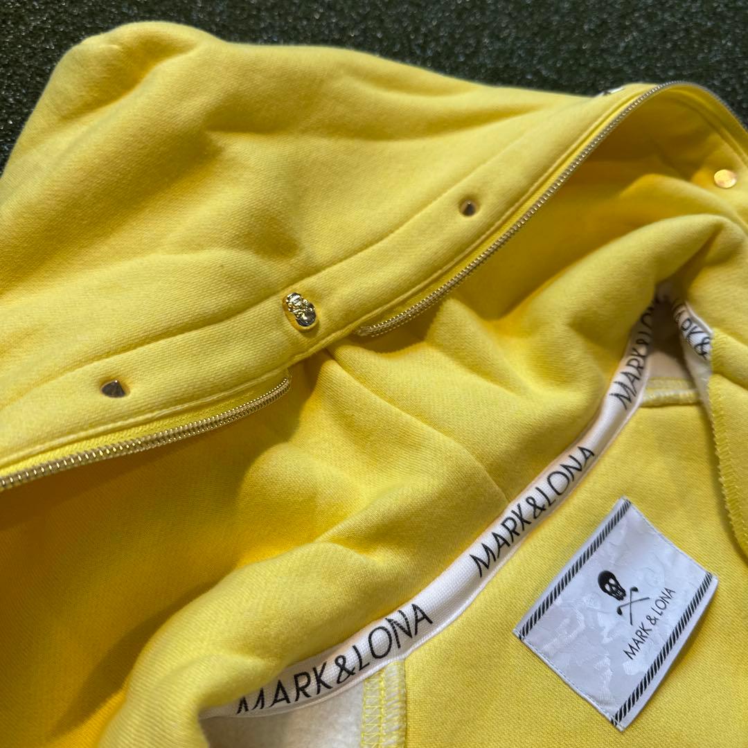 未使用美品★MARK&LONA★裏起毛イエロースカルフーディM