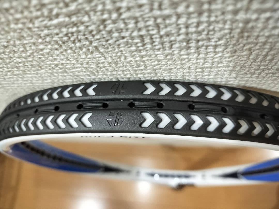 現行モデル　OVR117 トアルソン　Toalson テニスラケット