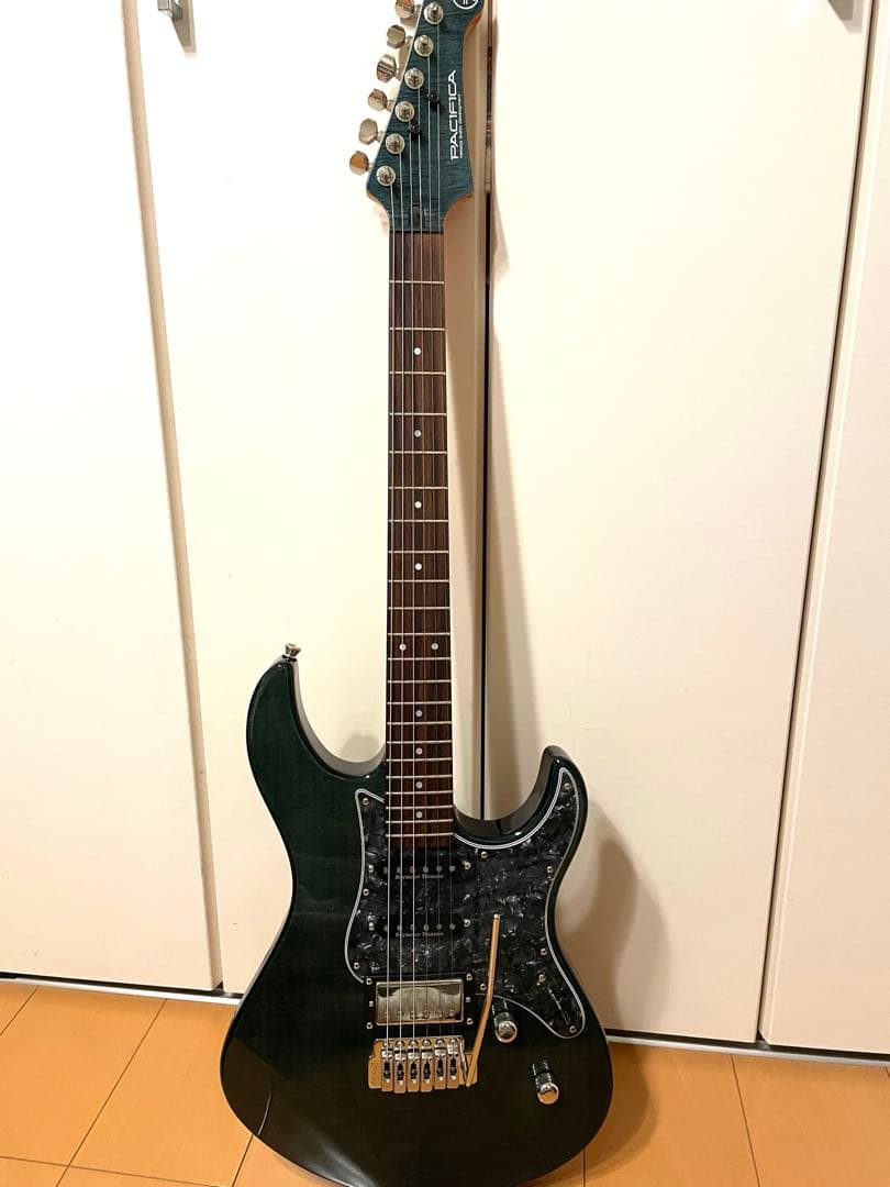 Yamaha PACIFICA 612VⅡFM RITTERのケース付