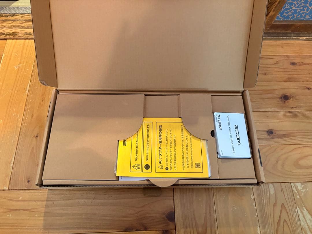 ZOOM R20 マルチトラックレコーダー