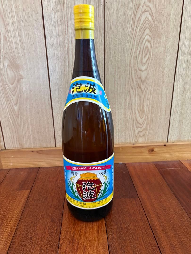 値下げしました【未開封】古酒　波照間泡波　一升　度数30度　一本