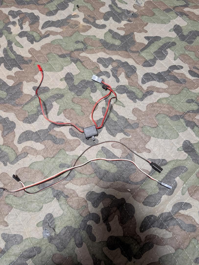 Futaba 10J 10チャンネルプロポ 飛行機用、収納ケース 、サーボ