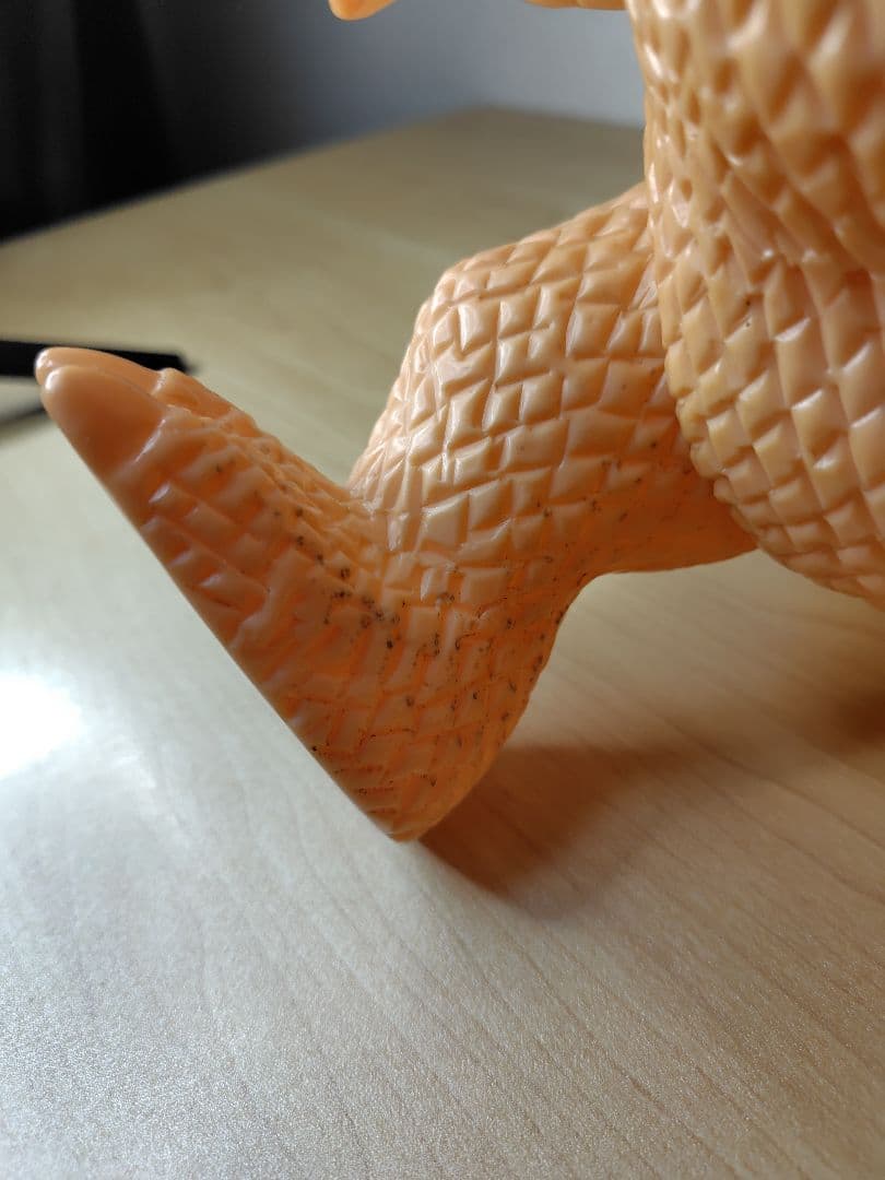 ジャイアントキングギドラ ブルマァク 肌色成形 ソフビ