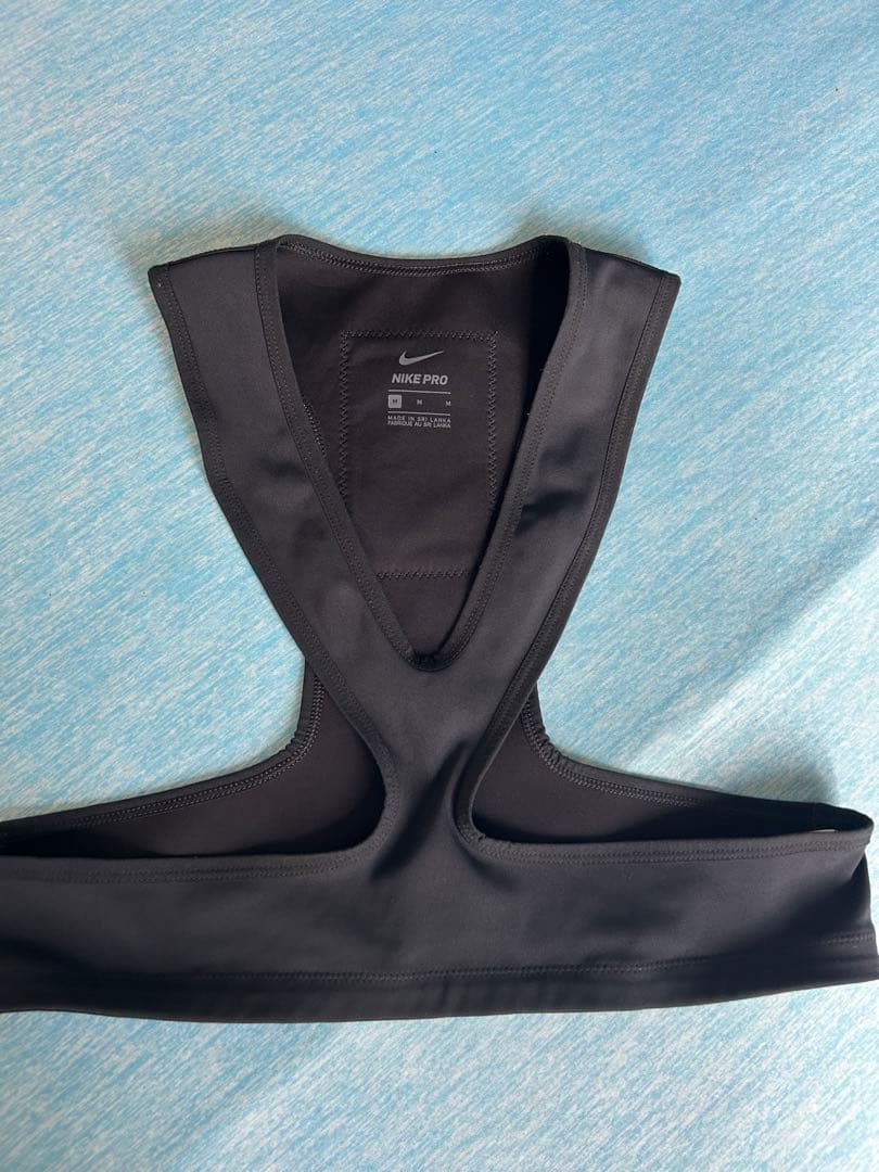 ナイキ　サッカー用　GPS ブラのみ