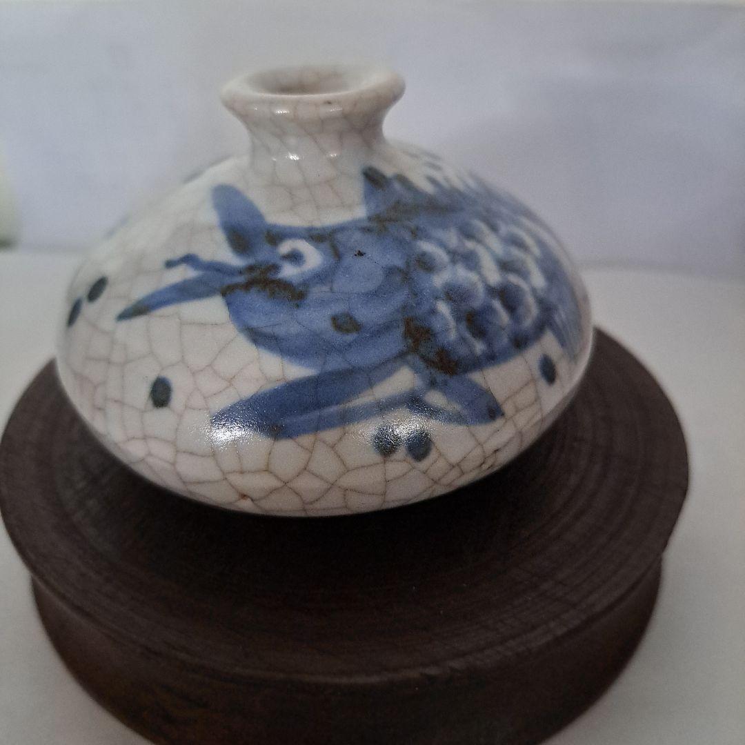 Kan　　江戸中　初期伊万里　　極上油壺　貫入　　縁広型　鯉、トンボ文