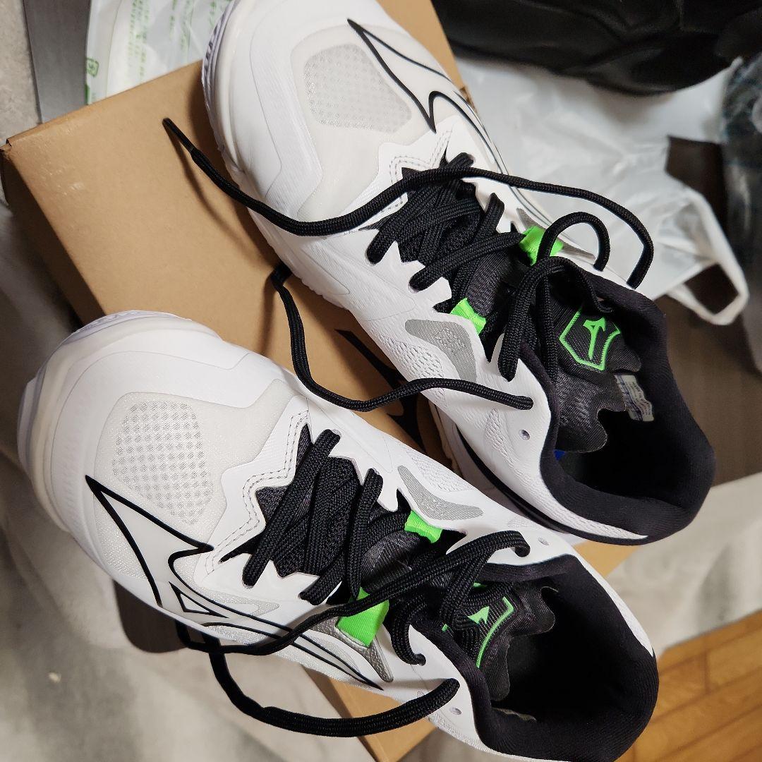 Mizunoライトニング　 バレーボールシューズ ホワイト/ブラック/グリーン