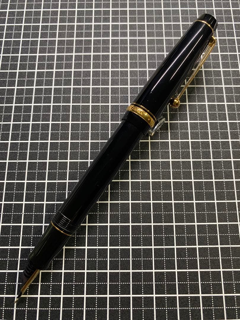 PILOT CUSTOM 74 ベスト型　万年筆　字幅M