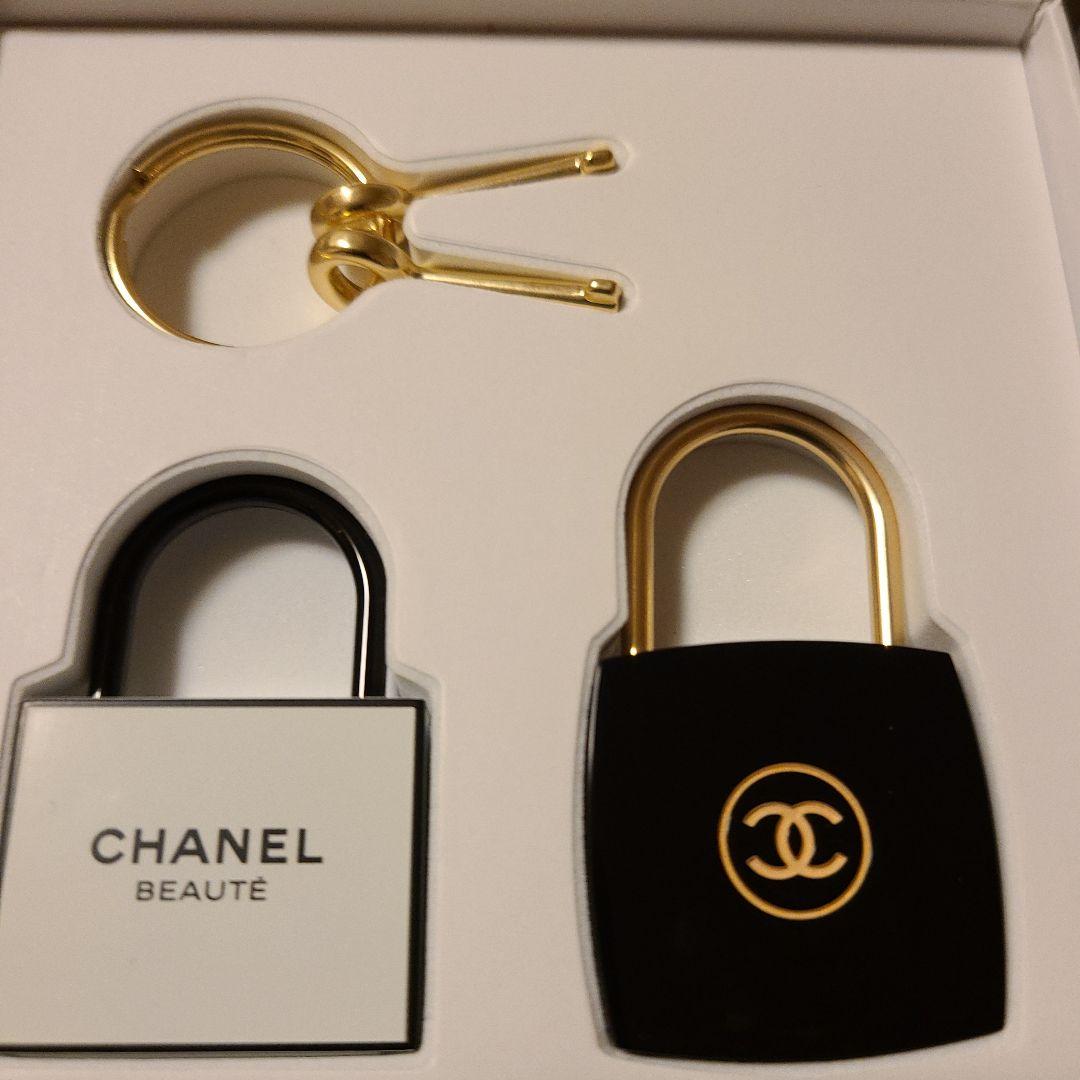 CHANEL BEAUTE 南京錠セット ノベルティー