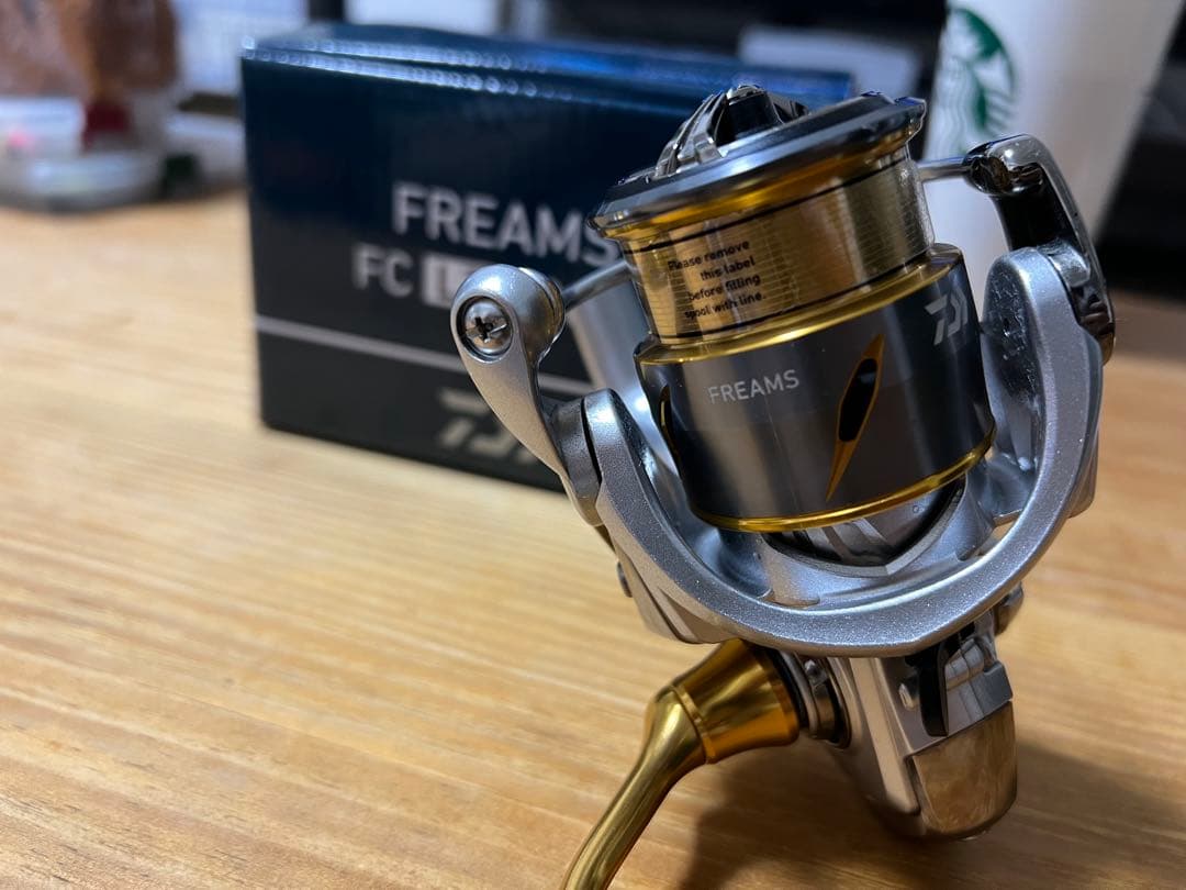 21 フリームス LT2000S ゴメクサスリールスタンド付✨️釣行2回のみ✨️