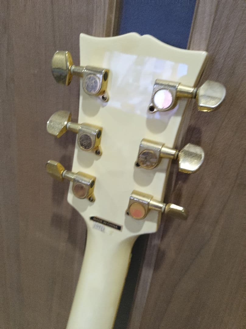 BLITZ　aria pro ⅱレスポールカスタム　タイプ エレキギター