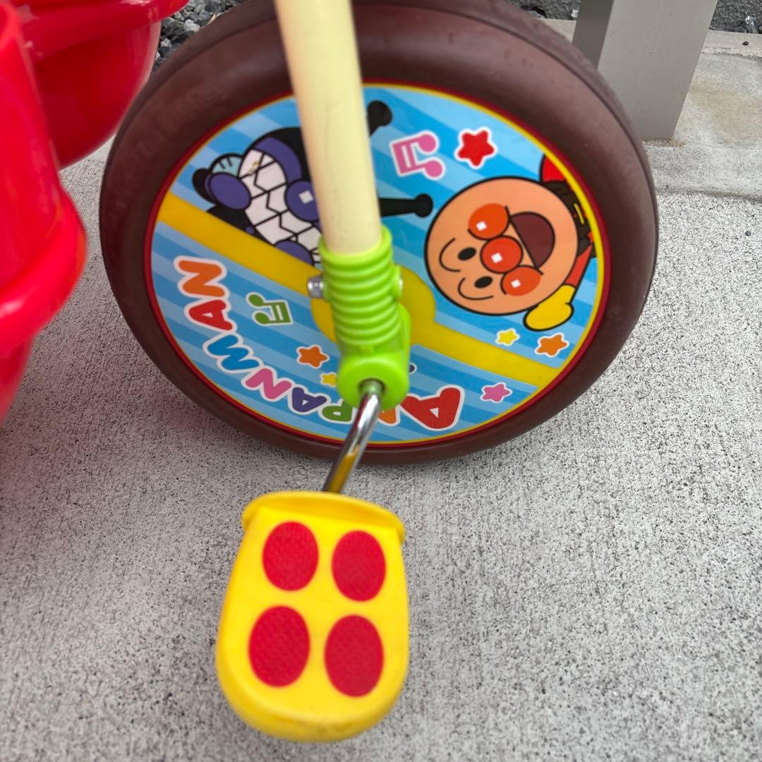 【美品】アンパンマン 三輪車 アンパンマンデラックス2おまけ自転車