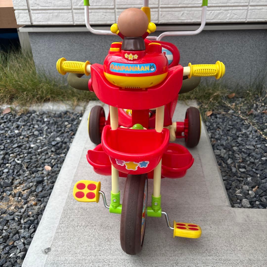 【美品】アンパンマン 三輪車 アンパンマンデラックス2おまけ自転車