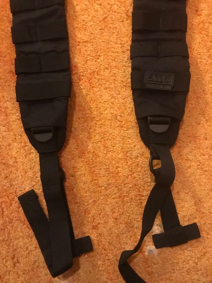 チェストリグ 5.１１タクティカル　ベルトはメーカー不明、ボタン2個なしオマケ