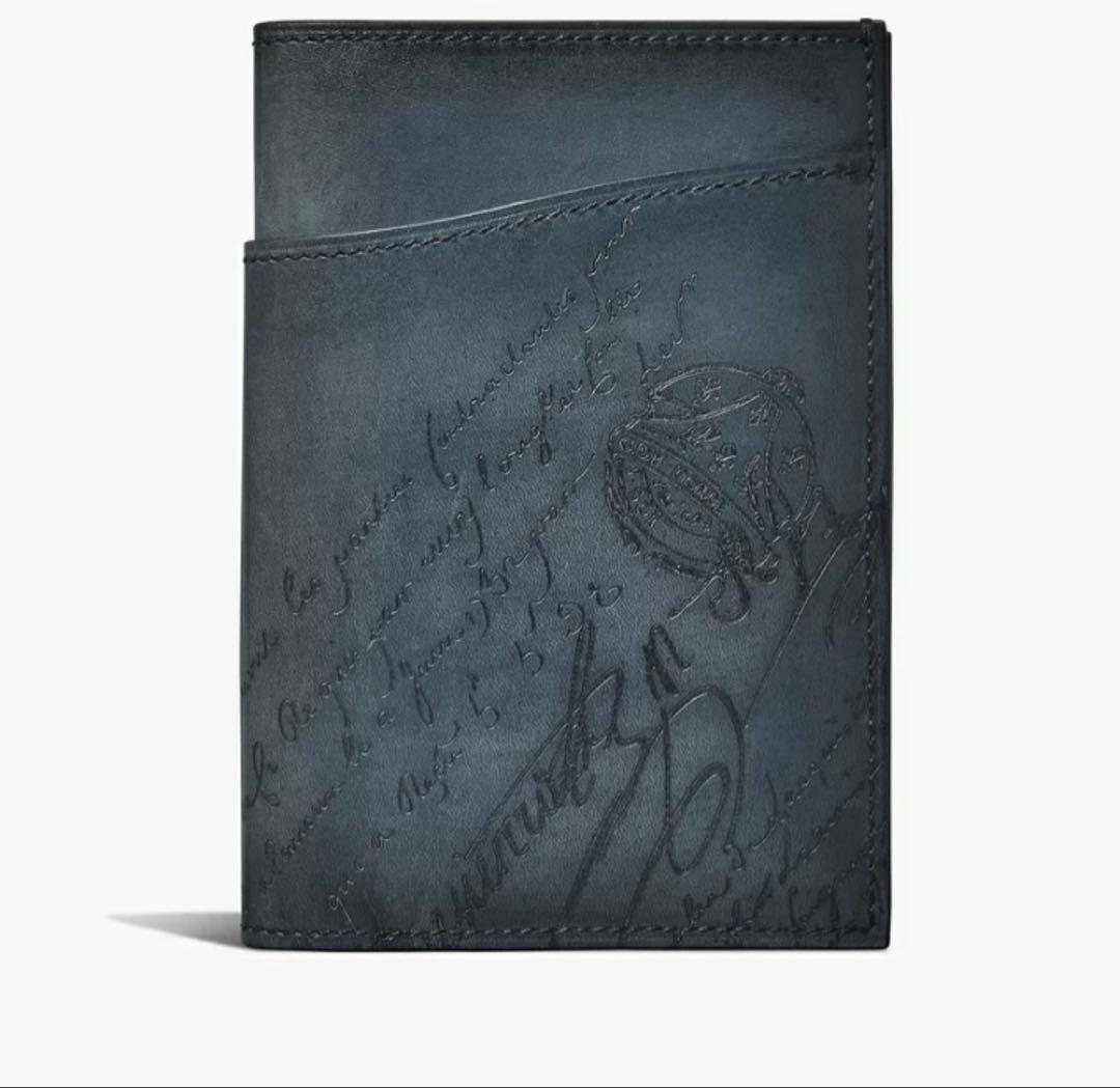 ベルルッティ エスカル グラディアント スクリットレザー パスポートケース