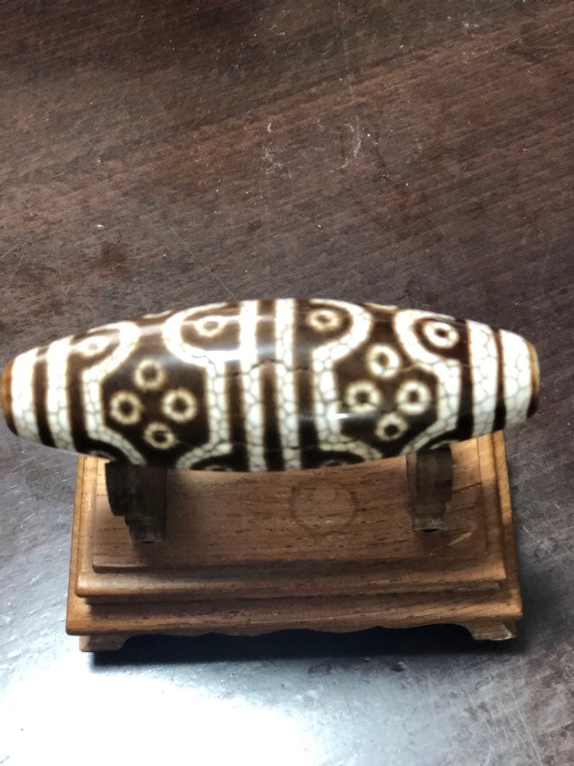 kiza、台湾天珠‼️西蔵老礦玉髄骨董龍紋三十六眼天珠（台座付き）