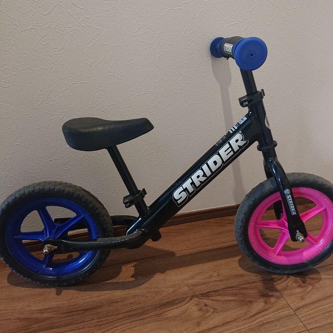 STRIDER バランスバイク 12インチ ブラック/ピンク/ブルー