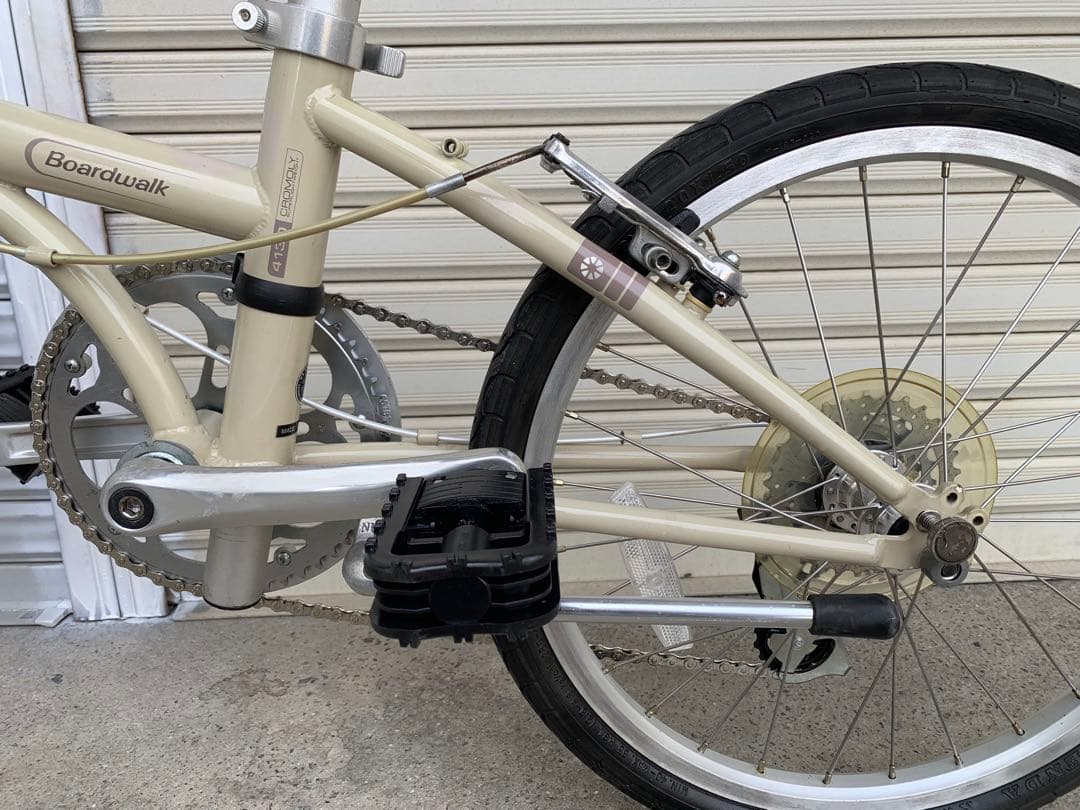 送料無料DAHON 折り畳み自転車Boardwalk SHIMANO 7速 20