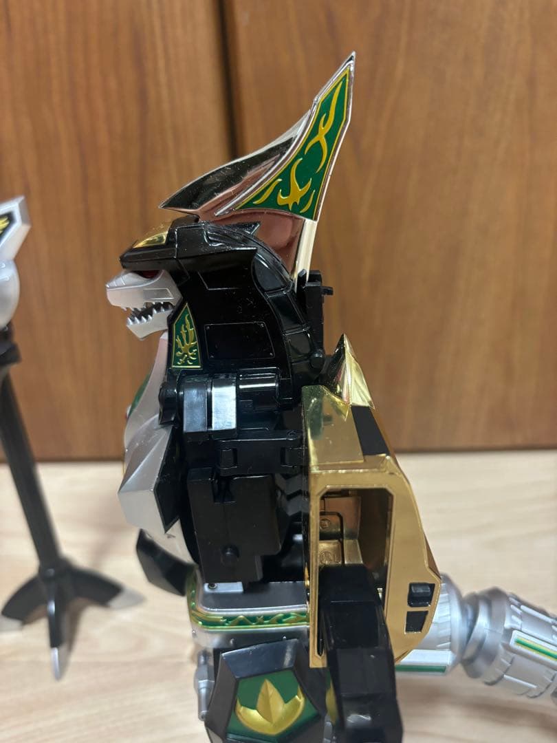 バンダイ 超合金魂 恐竜戦隊ジュウレンジャー ドラゴンシーザー GX-78