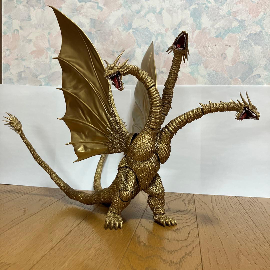 キングギドラ　S.H.MonsterArt 可動フィギュア　バンダイ