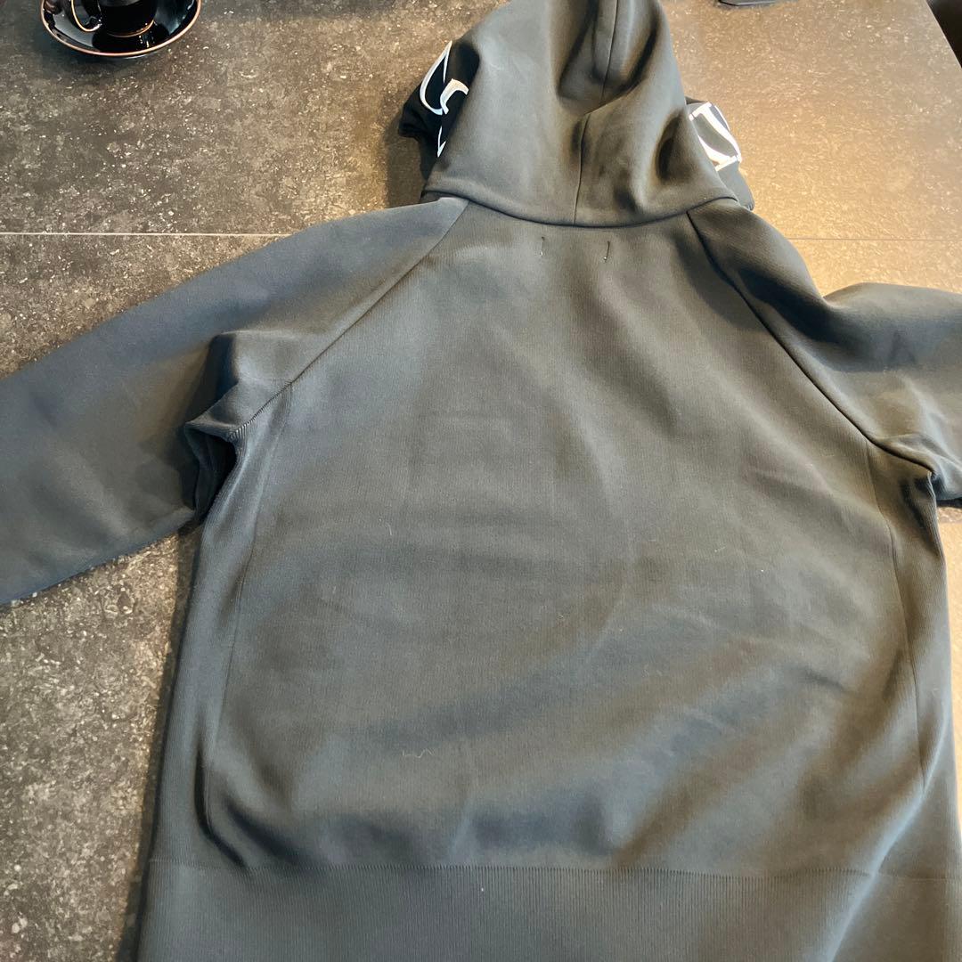 Neo　MARK & LONA フード付きセーター 46