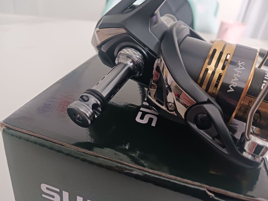 シマノ 22サハラ C3000 ハンドルノブ リールスタンド ラインローラー付