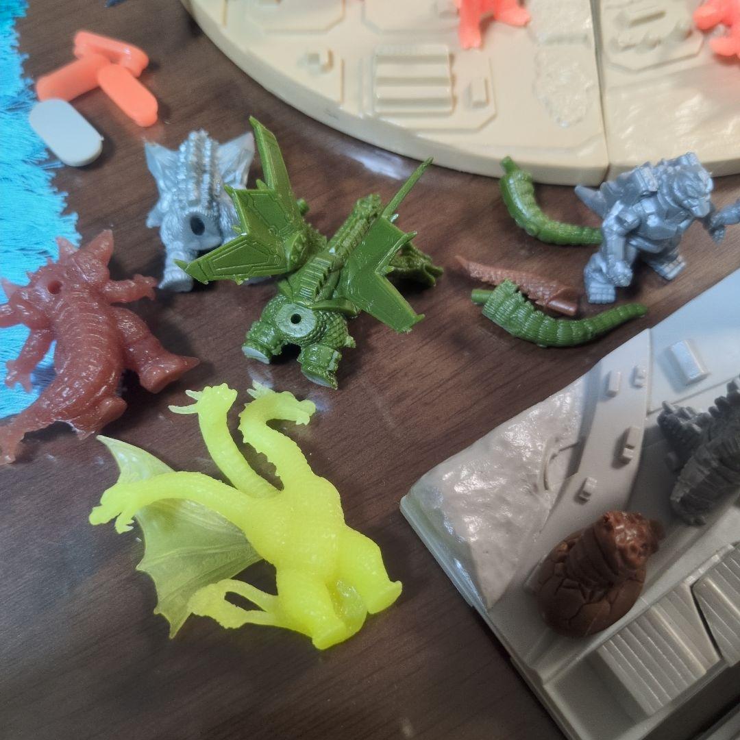 ゴジラフィギュアセット 37体