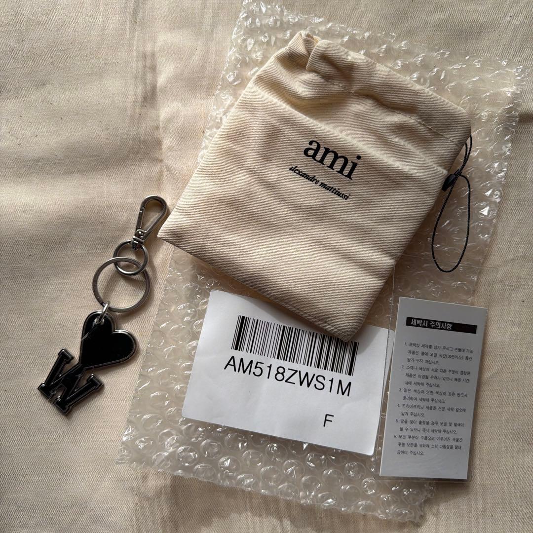 期間限定 チェウシク CHOI WOOSHIK AMI キーホルダーペンミ写真付