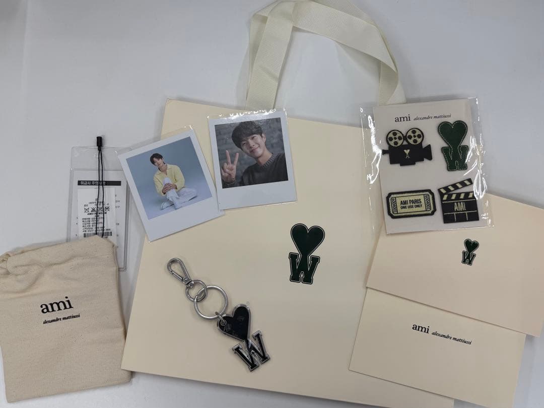 期間限定 チェウシク CHOI WOOSHIK AMI キーホルダーペンミ写真付