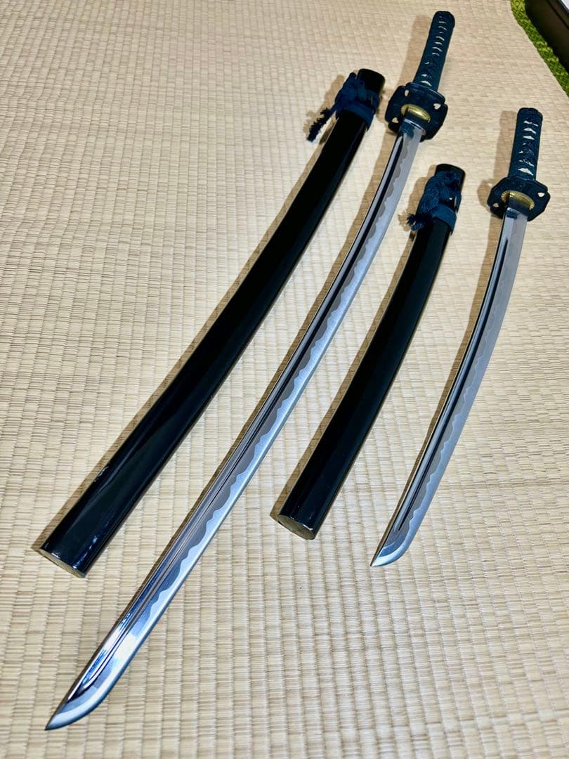 模造刀 太刀 脇差し 2本セット！　※刀身に樋あり（バラ売り不可）