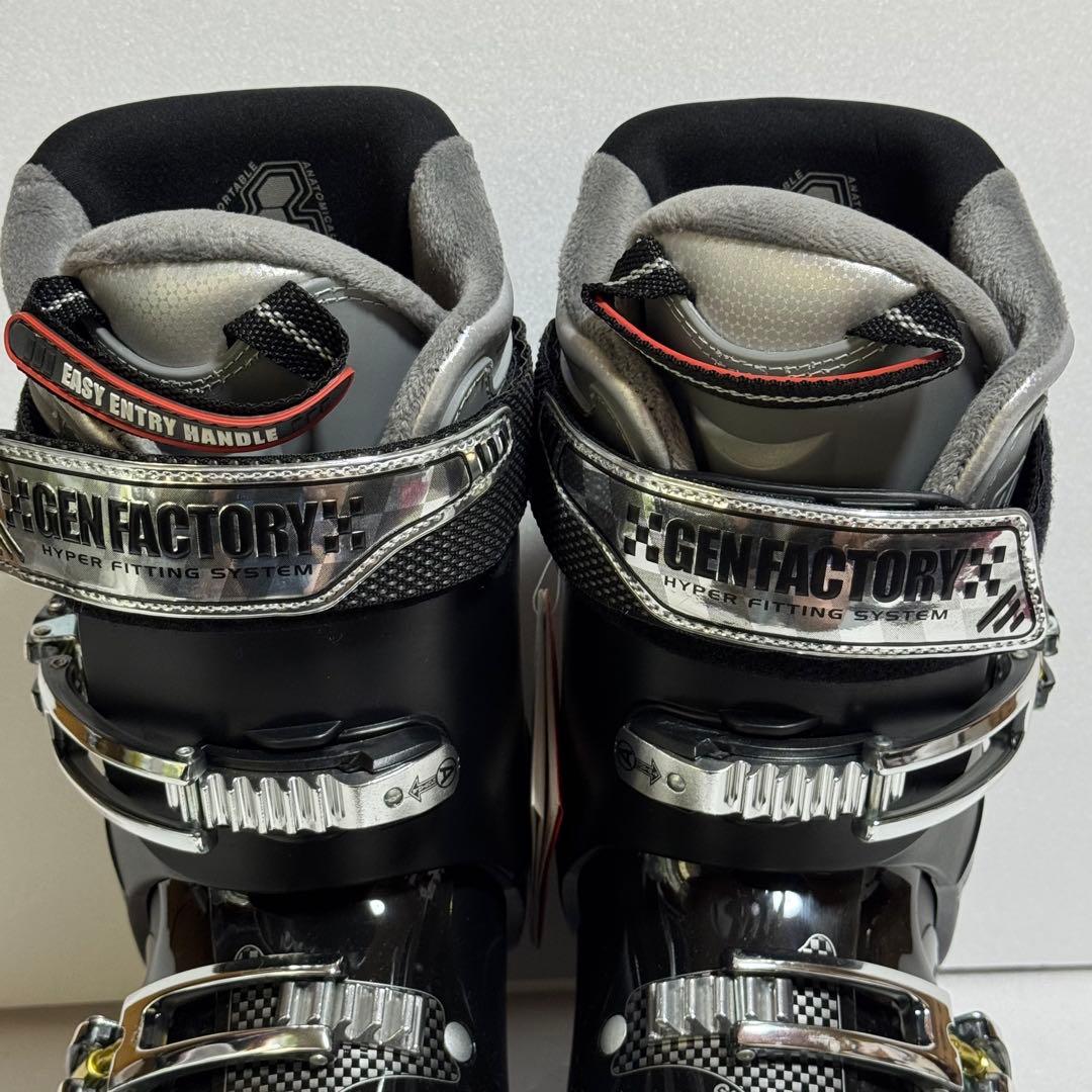 未使用27-27.5cm GENFACTORY CARVE 7 スキーブーツ黒