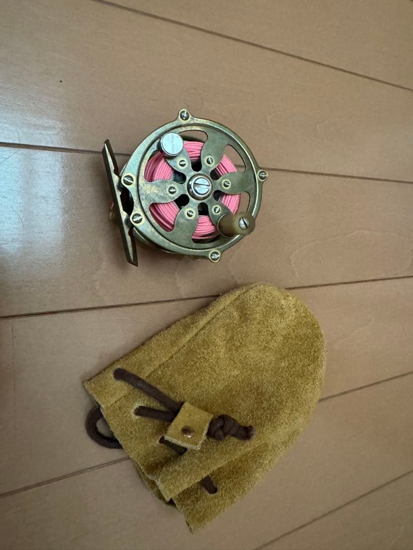 キネヤ　カボス　フライリール