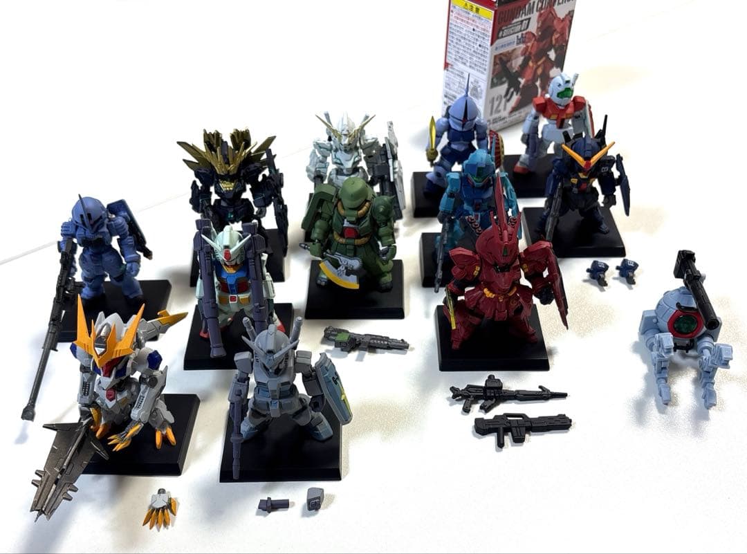 ガンダムコンバージ　12体セット＋ボール
