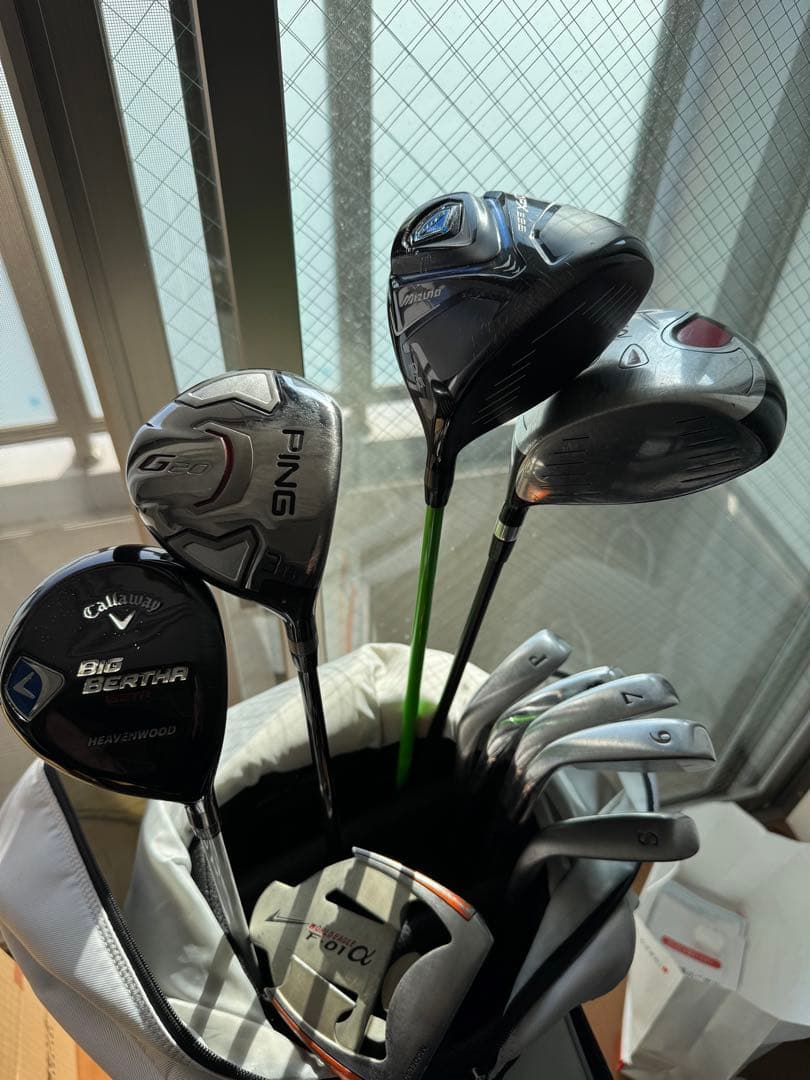 よ*ん様 【特価】TaylorMade ゴルフセット