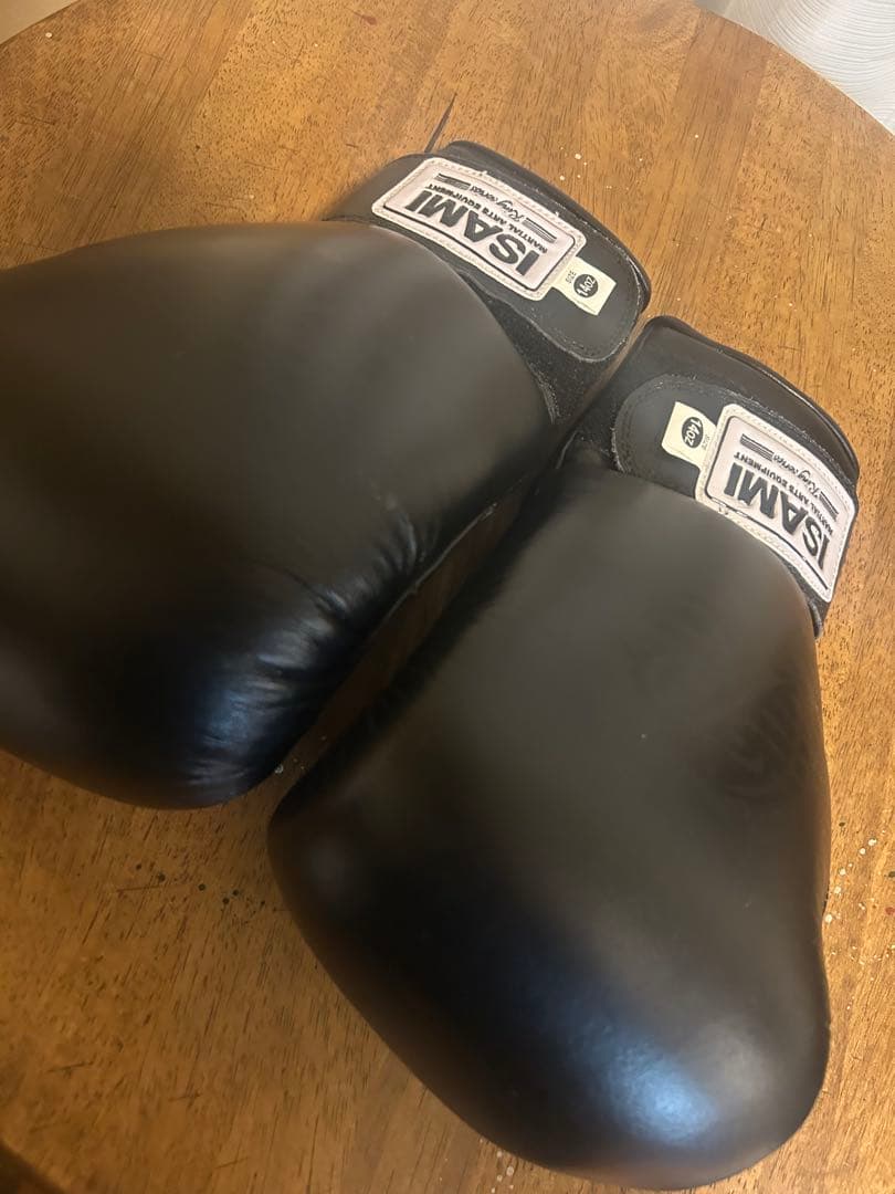 ISAMI ボクシンググローブ 黒