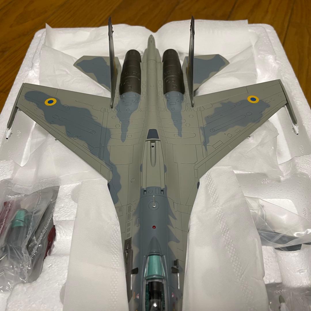 【未使用品】HOBBYMASTER SU-27 FLANKER B HA6021